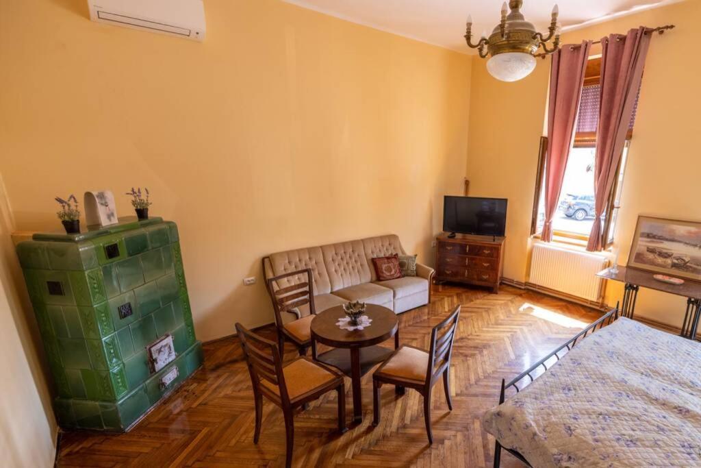 Ferienwohnung Apartman Gaudeamus Varaždin Exterior foto