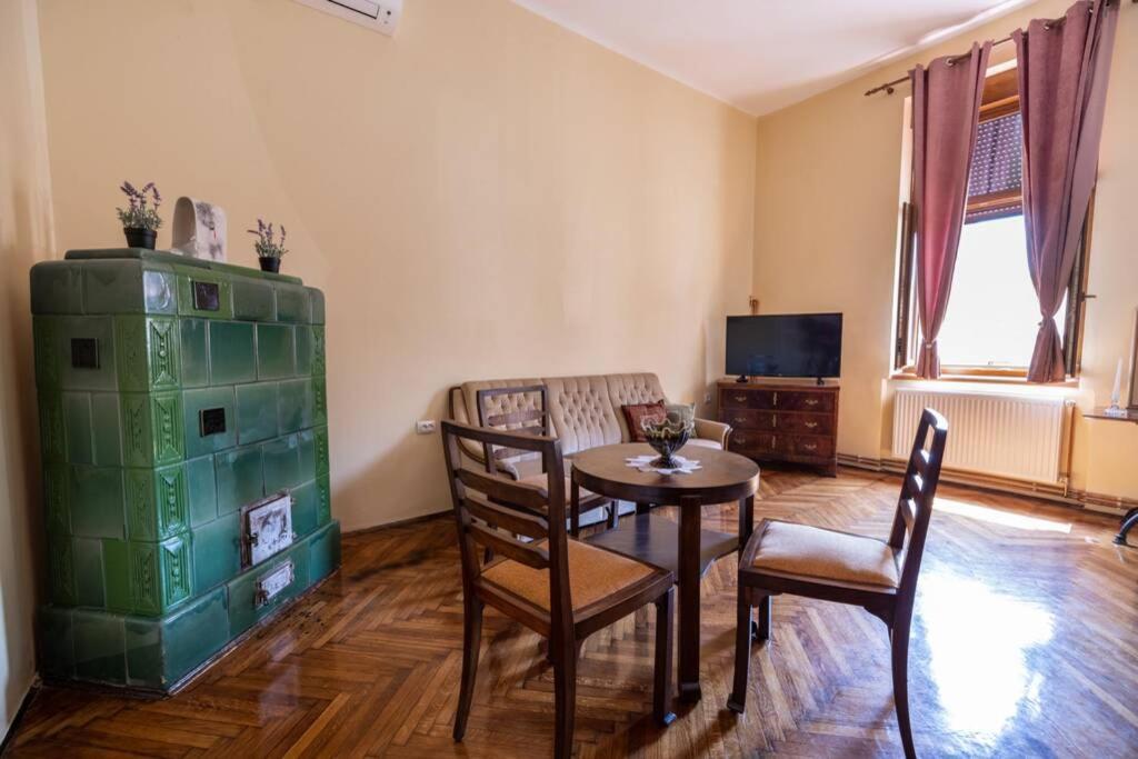 Ferienwohnung Apartman Gaudeamus Varaždin Exterior foto